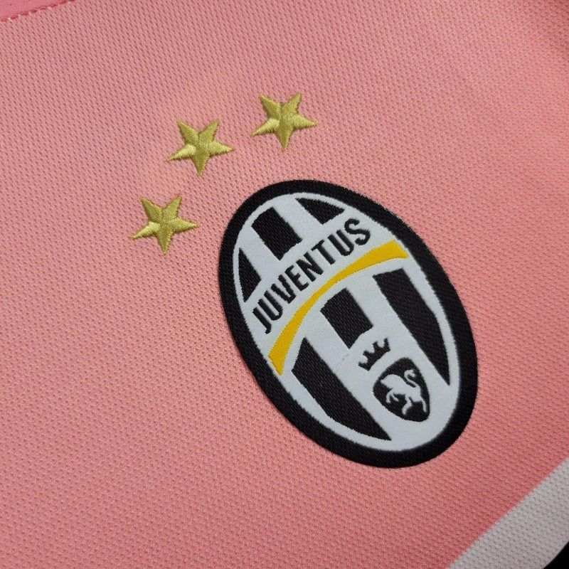 Juventus 2015/2016 Away Kit