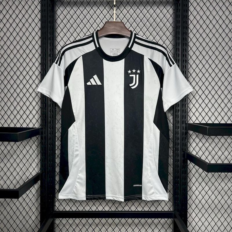 Juventus 2024/2025 Home Kit